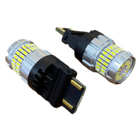 Светодиодные лампы 3157-60SMD EA Light X белые (габарит, стоп)