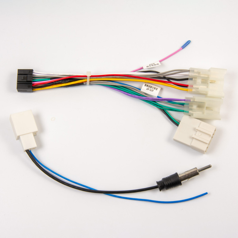 PHANTOM DVA-1033 2+32 Toyota Highlander (XU40) 2009-2014