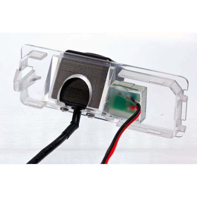 камера заднего вида fighter cs-ccd+fm-65 (renault)